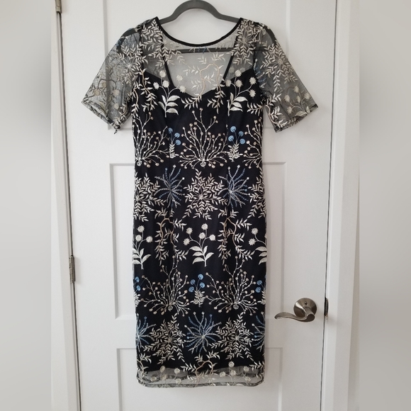 Evening dress w/ flower embroidery black&blue - Picture 4 of 5